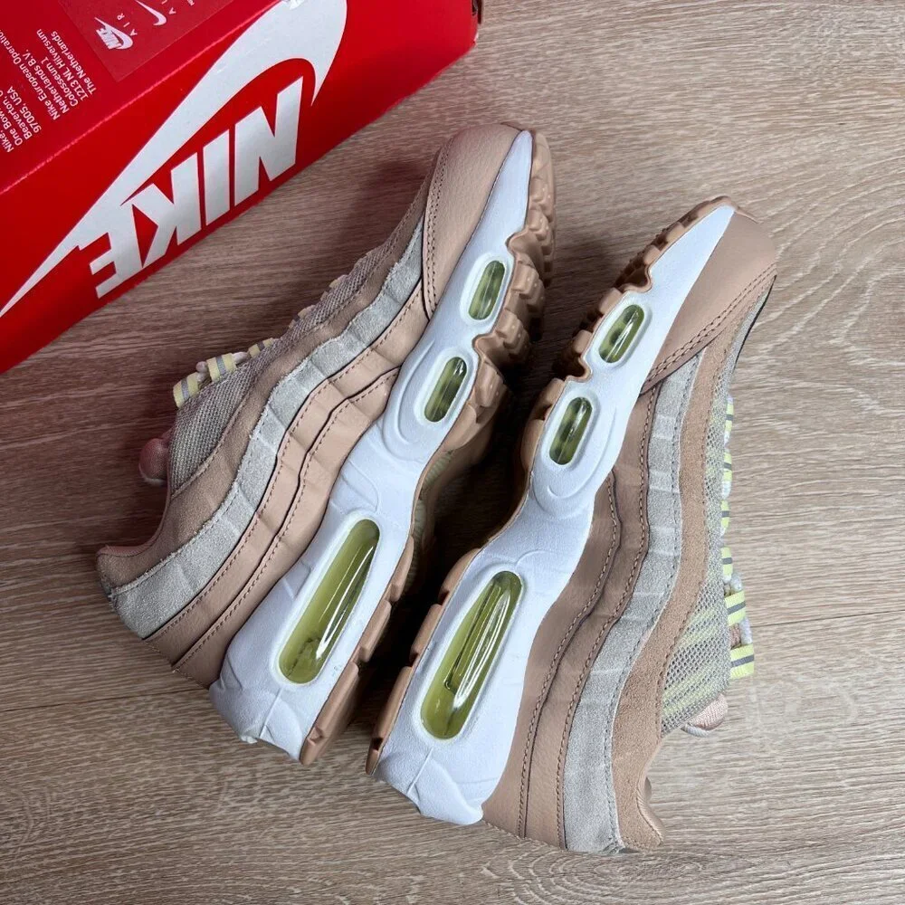 Nike Air Max 95 Bio Beige Luminous Green - Picture 5 of 8